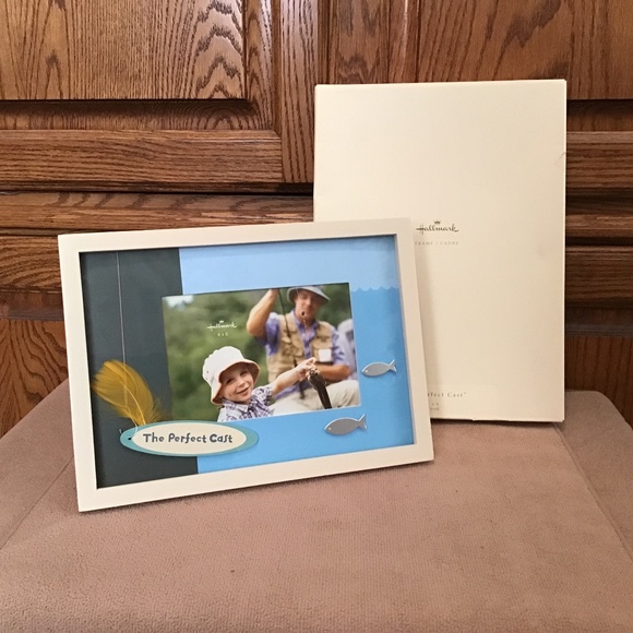 Hallmark Other - NWT Hallmark The Perfect Cast fishing Frame - 8 x10 with 4 x6 photo